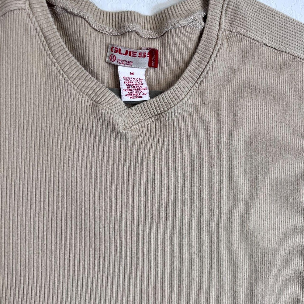 Vintage GUESS Beige Ribbed V Neck Baby Tee Size M Y2K 90s - Picture 2 of 7